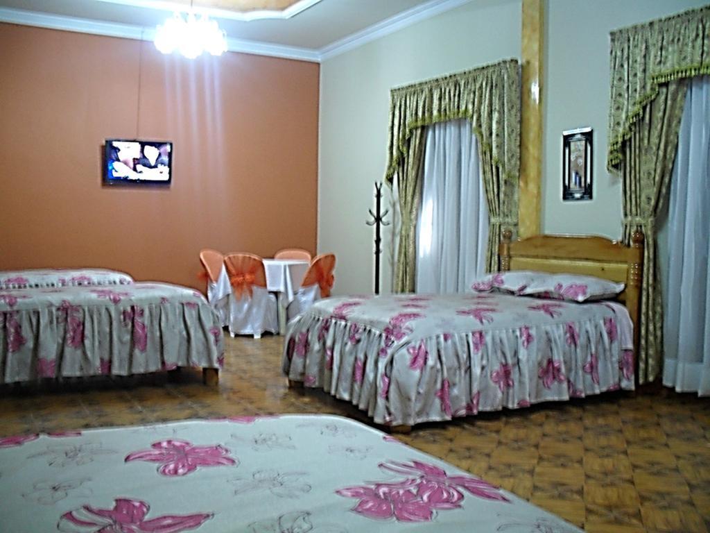 Hostal Corona Blanca Sucre Værelse billede