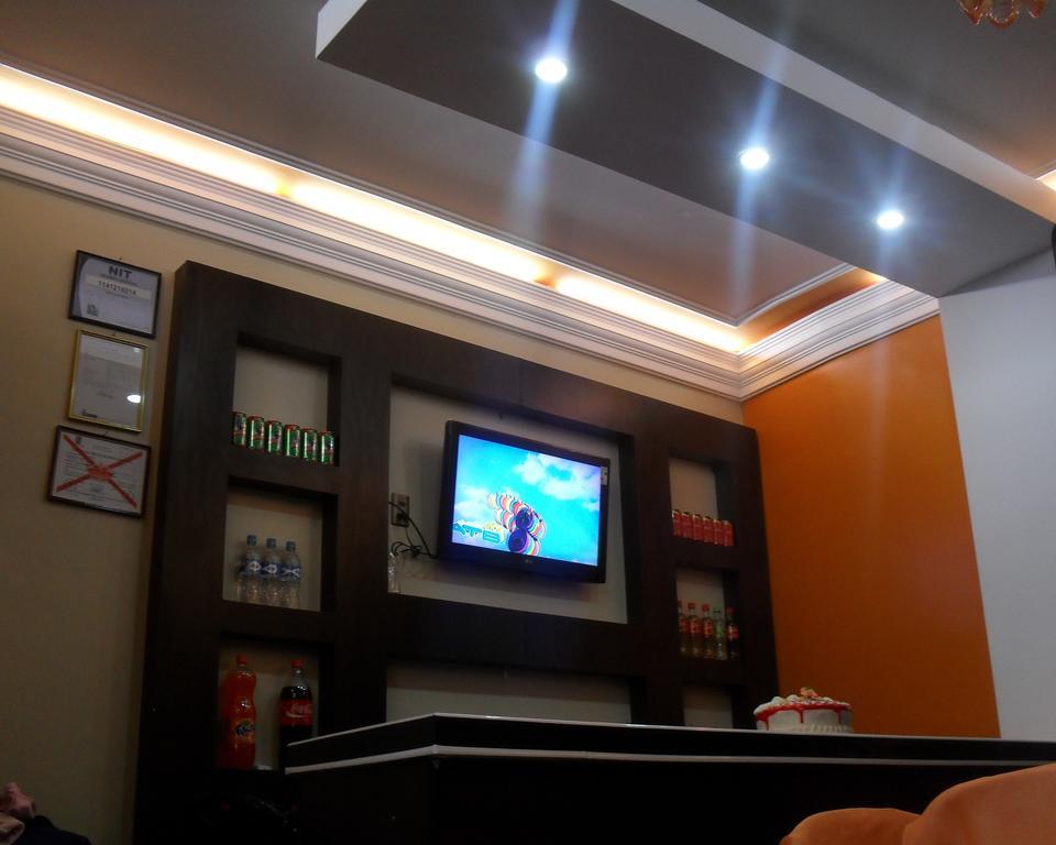 Hostal Corona Blanca Sucre Eksteriør billede