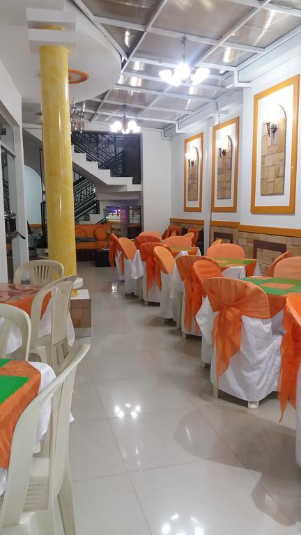 Hostal Corona Blanca Sucre Eksteriør billede